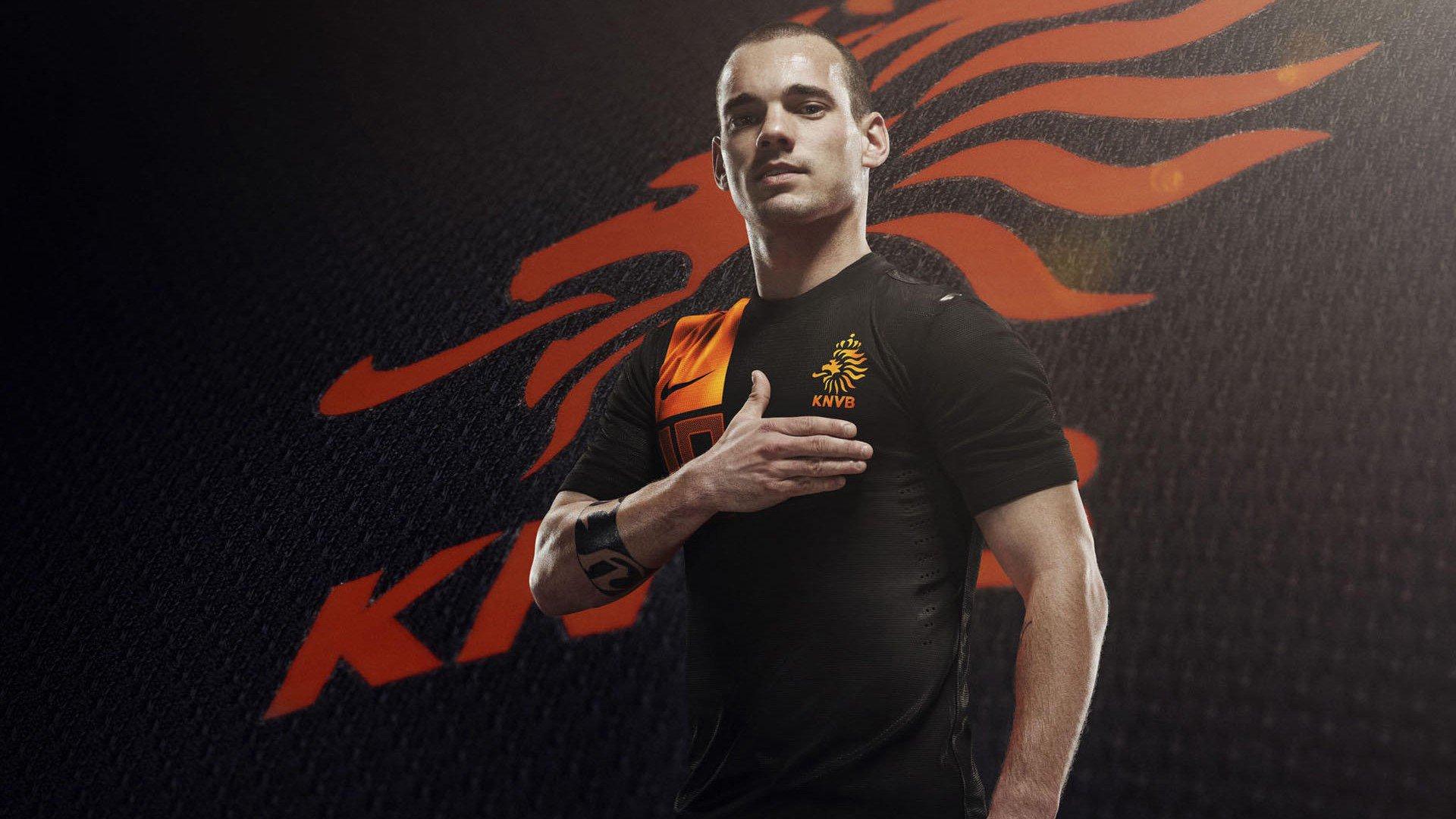 新星闪耀！18岁4个月埃斯特旺破门创历史，成巴西队史第八年轻进球者